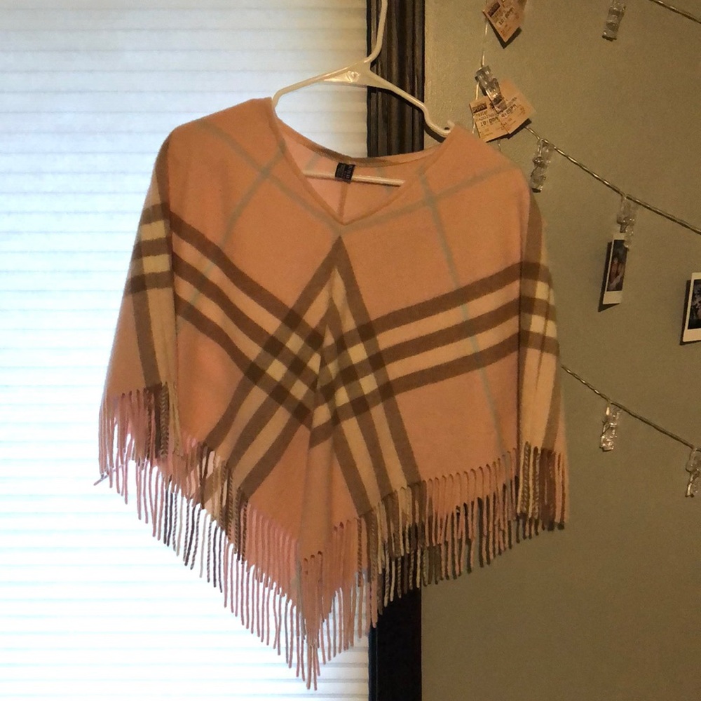 burberry shall -brand new never worn!!